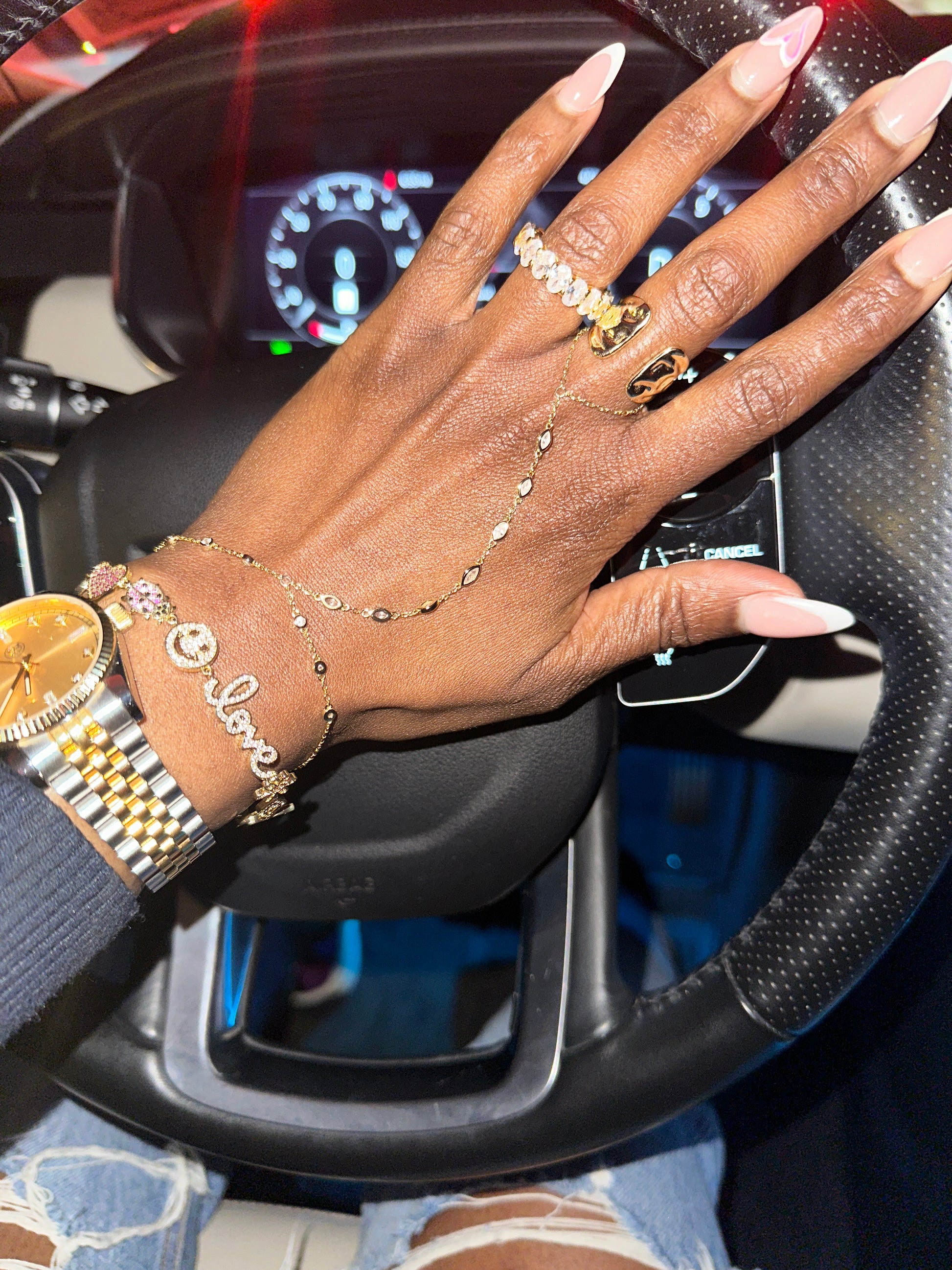 It Girl Hand Chain
